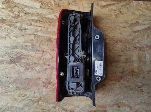 LAMPA FAR ZADNJA  STRANA FIAT FIORINO BIPPER NEMO QUBO