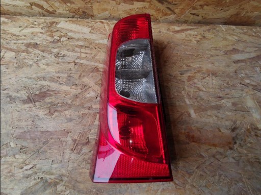 LAMPA FAR ZADNJA  STRANA FIAT FIORINO BIPPER NEMO QUBO
