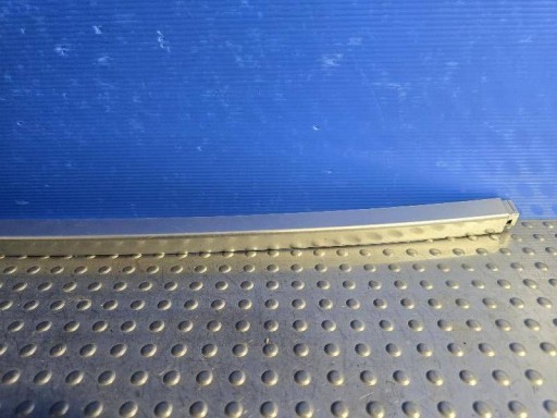 LAJSNA BRANIKA PREDNJEG PREDNJA STRANA RANGE ROVER VOGUE L405 JK52-17D751-AA