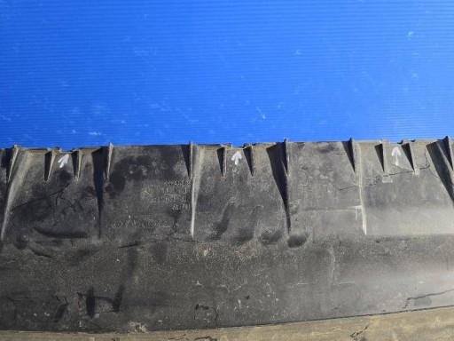 VOLAN ZRAKA CRIJEVO / REŠETKA PREDNJA STRANA VOLVO V40 II 12- 31383999