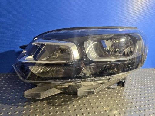 LAMPA FAR PREDNJA STRANA LIJEVA OPEL VIVARO C JUMPY III 9808567780