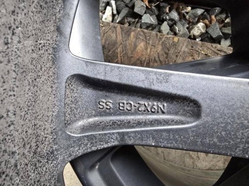 FELGA ALUMINIJSKA 21 LAND ROVER RANGE L460 N9X2CB 8.5JX21 FELGA ALUMINIJSKA 21 LAND ROVER RANGE L460 N9X2CB 8.5JX21