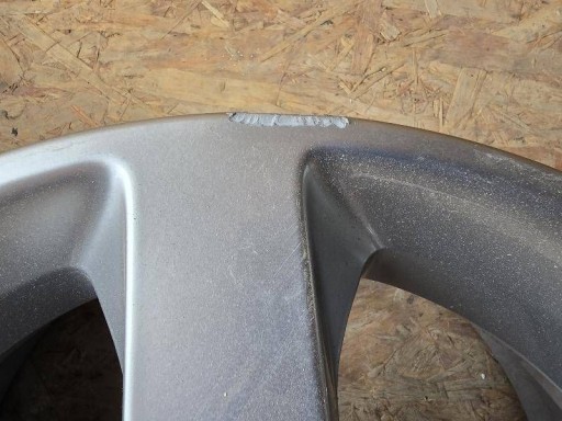 FELGA ALUMINIJSKA 17 VOLVO S80 S40 S60 C30 7JX17 ET50 31280052 FELGA ALUMINIJSKA 17 VOLVO S80 S40 S60 C30 7JX17 ET50 31280052