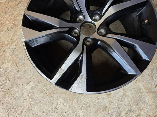 FELGA ALUMINIJSKA 18 VOLVO V60 S60 8JX18H2 ET42 31471482 FELGA ALUMINIJSKA 18 VOLVO V60 S60 8JX18H2 ET42 31471482