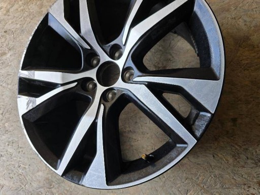 FELGA ALUMINIJSKA 18 VOLVO V60 S60 8JX18H2 ET42 31471482 FELGA ALUMINIJSKA 18 VOLVO V60 S60 8JX18H2 ET42 31471482