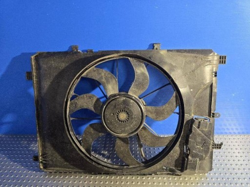 KUČIŠTE VENTILATOR HLADNJAKA PREDNJA STRANA MERCEDES-BENZ B W246 W204 3135103802 KUČIŠTE VENTILATOR HLADNJAKA PREDNJA STRANA MERCEDES-BENZ B W246 W204 3135103802