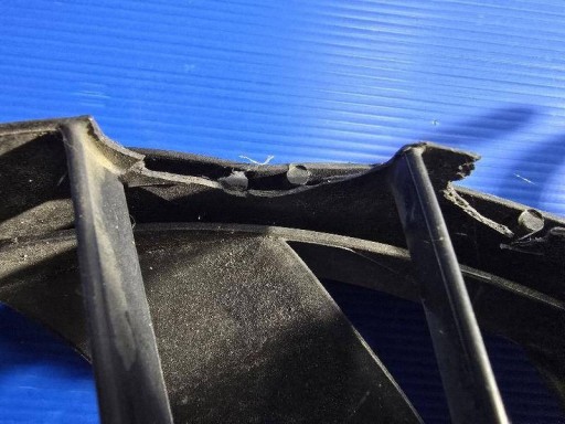 KUČIŠTE VENTILATOR HLADNJAKA RENAULT MASTER III OPEL MOVANO 214812564R KUČIŠTE VENTILATOR HLADNJAKA RENAULT MASTER III OPEL MOVANO 214812564R