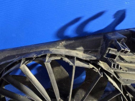 KUČIŠTE VENTILATOR HLADNJAKA RENAULT MASTER III OPEL MOVANO 214812564R KUČIŠTE VENTILATOR HLADNJAKA RENAULT MASTER III OPEL MOVANO 214812564R