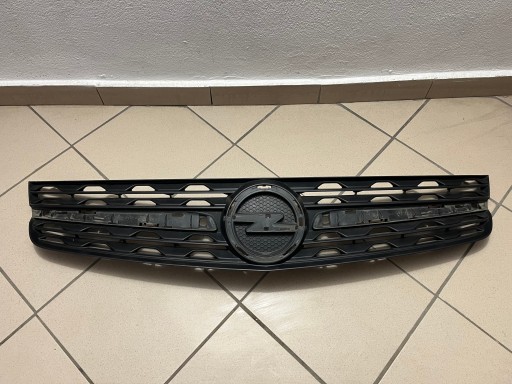 MREŽICA MASKA BRANIKA PREDNJA STRANA OPEL ZAFIRA D VIVARO C LIFE