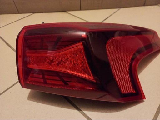 HYUNDAI SANTA FE IV 4 LAMPA FAR ZADNJA  ZADNJI DESNA STRANA 92402-S1