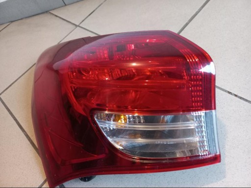 HYUNDAI IX20 IX-20 1K0 10- LAMPA FAR ZADNJA  ZADNJI LIJEVA STRANA