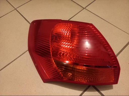 KIA VENGA LAMPA FAR ZADNJA  ZADNJI LIJEVA STRANA