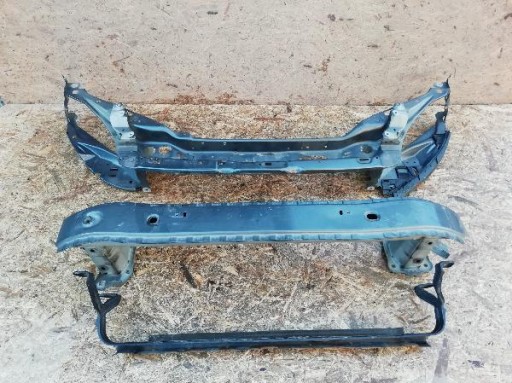 VOLVO C30 REDIZAJN GREDA BRANIKA PREDNJA STRANA