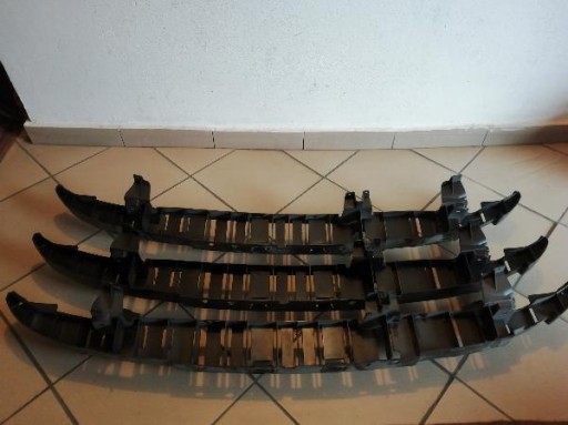 DACIA DOKKER LODGY GREDA BRANIKA PREDNJA STRANA