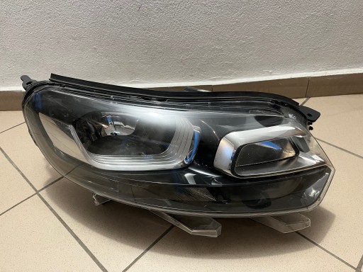 LAMPA FAR PREDNJA STRANA DESNA CITROEN JUMPY III 3 EXPERT VIVARO C 9808567680