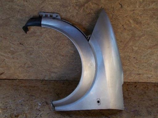 AUDI A2 A-2 BLATOBRAN PREDNJA STRANA LIJEVA