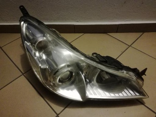 SUBARU LEGACY OUTBACK XENON 09- LAMPA FAR PREDNJA STRANA DESNA
