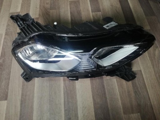 CITROEN DS3 DS-3 CROSSBACK LAMPA FAR PREDNJA STRANA