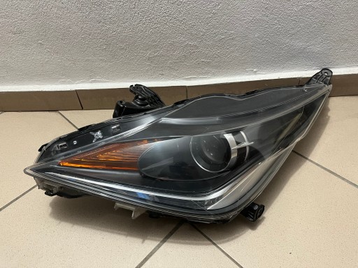 LAMPA FAR PREDNJA STRANA LIJEVA TOYOTA AYGO II 2
