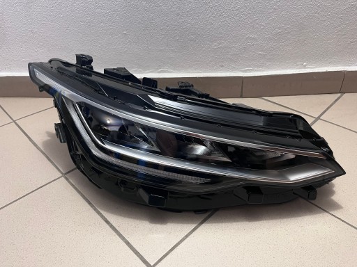 LAMPA FAR PREDNJA DESNA STRANA VOLKSWAGEN VW GOLF VIII 8 REDIZAJN FULL LED 24- 5H1941006A