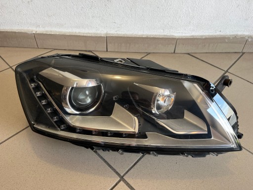 VOLKSWAGEN VW PASSAT B7 B-7 BI XENON LAMPA FAR PREDNJA STRANA DESNA 3AB941754