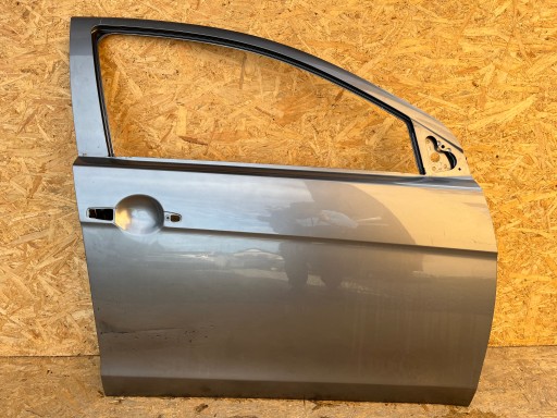 MITSUBISHI LANCER VRATA DESNA  PREDNJA STRANA