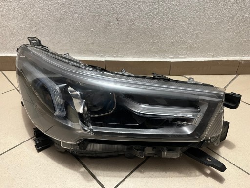 TOYOTA HILUX VIII 8 LED 20- LAMPA FAR PREDNJA STRANA DESNA 1EJ-923364