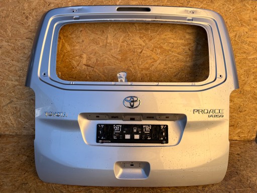 TOYOTA PROACE VERSO GEPEK GEPEKA ZADNJA  ZADNJI