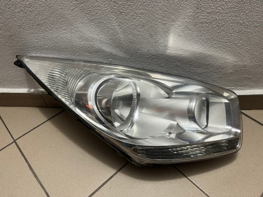 LAMPA FAR PREDNJA STRANA DESNA KIA VENGA 09- 92102-1P000