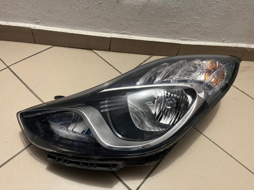 HYUNDAI IX20 IX-20 10- LAMPA FAR PREDNJA STRANA LIJEVA