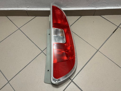 LAMPA FAR ZADNJA  ZADNJI DESNA STRANA SKODA ROOMSTER 06- 5J7945096