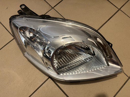 FIAT FIORINO NEMO BIPPER LAMPA FAR PREDNJA DESNA STRANA