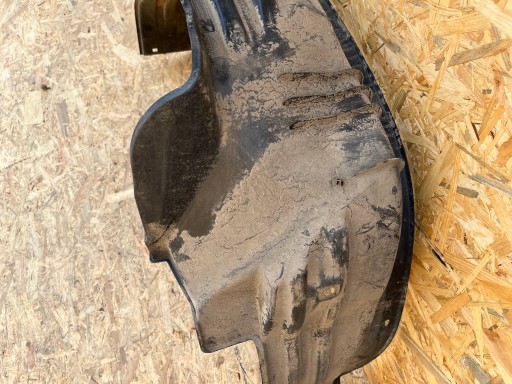 TOYOTA HILUX PVC BLATOBRANA ZADNJA ZADNJI LIJEVA