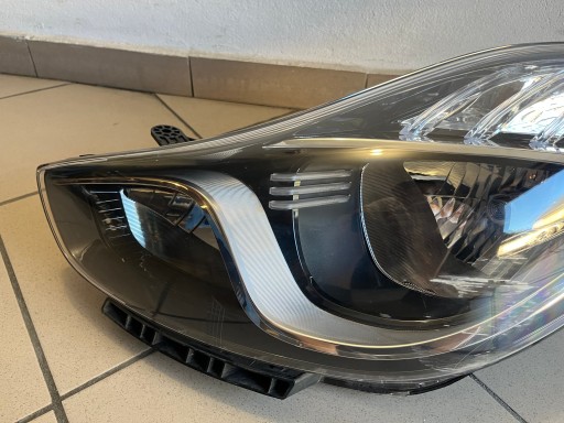 HYUNDAI IX20 IX-20 10- LAMPA FAR PREDNJA STRANA LIJEVA