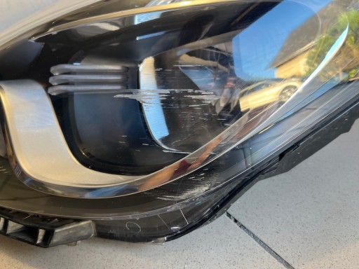 HYUNDAI IX20 IX-20 10- LAMPA FAR PREDNJA STRANA LIJEVA