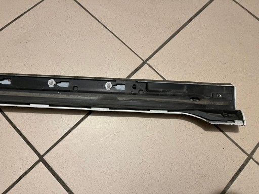 VW SHARAN II 2 11- LAJSNA VRATA DESNA STRANA ZADNJA ZADNJI VW SHARAN II 2 11- LAJSNA VRATA DESNA STRANA ZADNJA ZADNJI