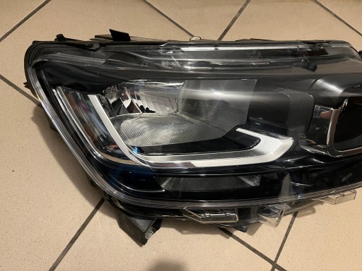 TOYOTA PROACE CITY VERSO 19- LAMPA FAR PREDNJA DESNA STRANA TOYOTA PROACE CITY VERSO 19- LAMPA FAR PREDNJA DESNA STRANA