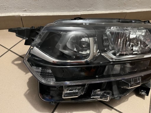 TOYOTA PROACE CITY VERSO 18- LAMPA FAR PREDNJA STRANA LIJEVA 9835780680