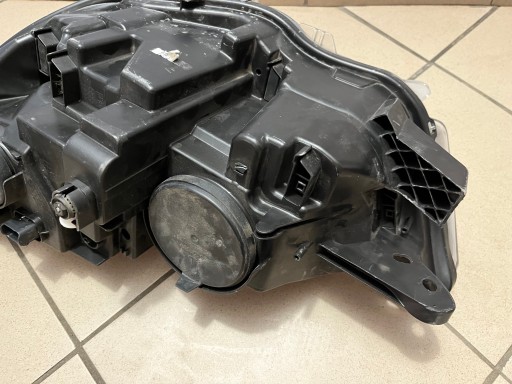 LAMPA FAR PREDNJA STRANA DESNA CITROEN C4 DS4 II 2 REDIZAJN 15- 9808623780