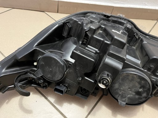 LAMPA FAR PREDNJA STRANA DESNA CITROEN C4 DS4 II 2 REDIZAJN 15- 9808623780