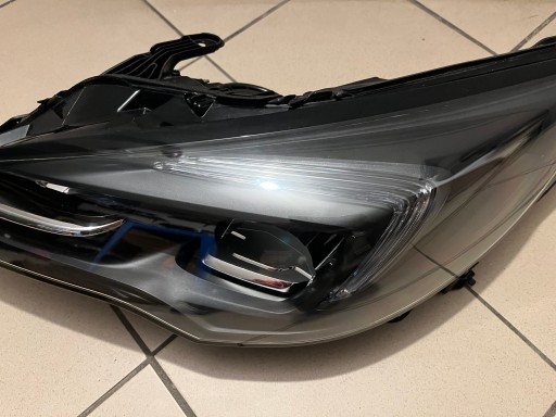 OPEL ASTRA K V REDIZAJN FULL LED LAMPA FAR PREDNJA LIJEVA STRANA 39195688 OPEL ASTRA K V REDIZAJN FULL LED LAMPA FAR PREDNJA LIJEVA STRANA 39195688