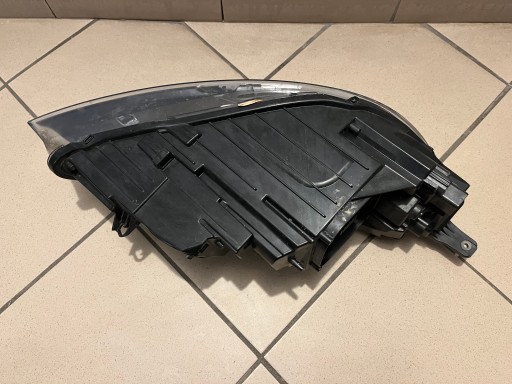 VOLVO V40 II 2 REDIZAJN LED LAMPA FAR PREDNJA STRANA LIJEVA 31420447