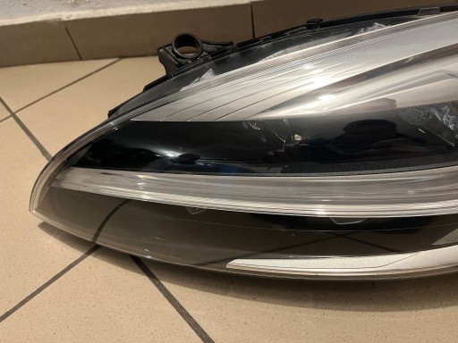 VOLVO V40 II 2 REDIZAJN LED LAMPA FAR PREDNJA STRANA LIJEVA 31420447