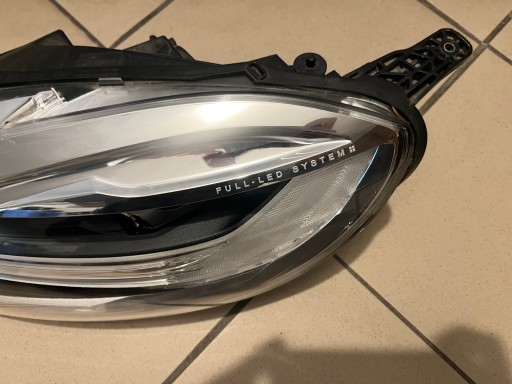 VOLVO V40 II 2 REDIZAJN LED LAMPA FAR PREDNJA STRANA LIJEVA 31420447