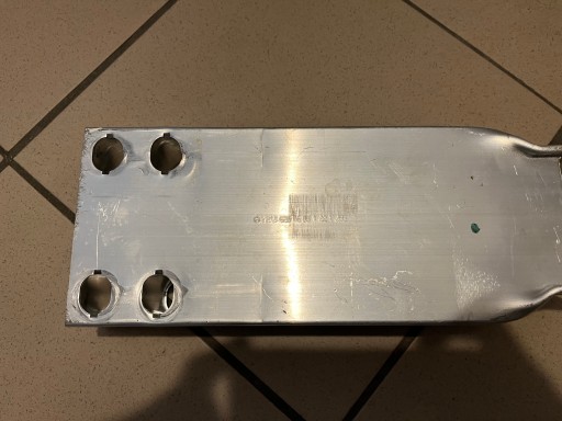 MERCEDES E W213 A213 NOSAČ DESNA STRANA