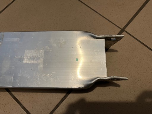 MERCEDES E W213 A213 NOSAČ DESNA STRANA