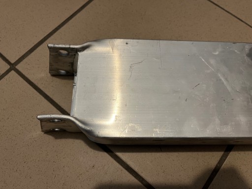 MERCEDES E W213 A213 NOSAČ DESNA STRANA