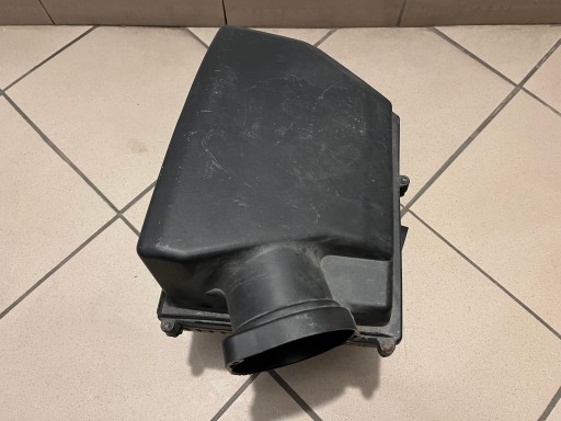 KUČIŠTE FILTERA ZRAKA VOLVO V70 III S80