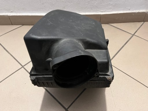 KUČIŠTE FILTERA ZRAKA VOLVO V70 III S80