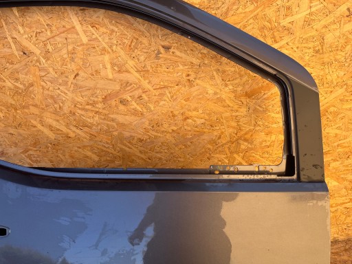 VRATA DESNA PRZENDIE PREDNJA STRANA OPEL COMBO VRATA DESNA PRZENDIE PREDNJA STRANA OPEL COMBO